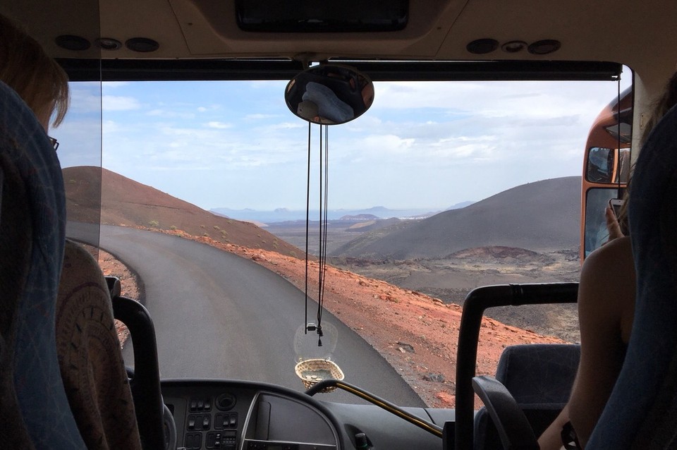  - Timanfaya National Park - Im Bus durch das Lavafeld. 