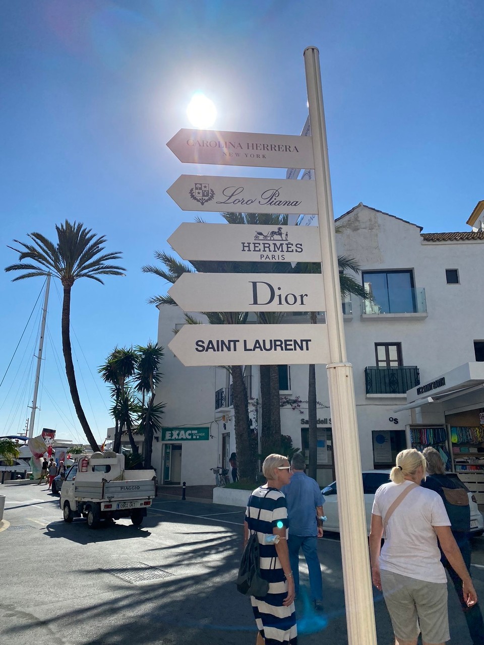 Spanien - Málaga - Puerto Baños, Spielplatz der Schönen und Reichen