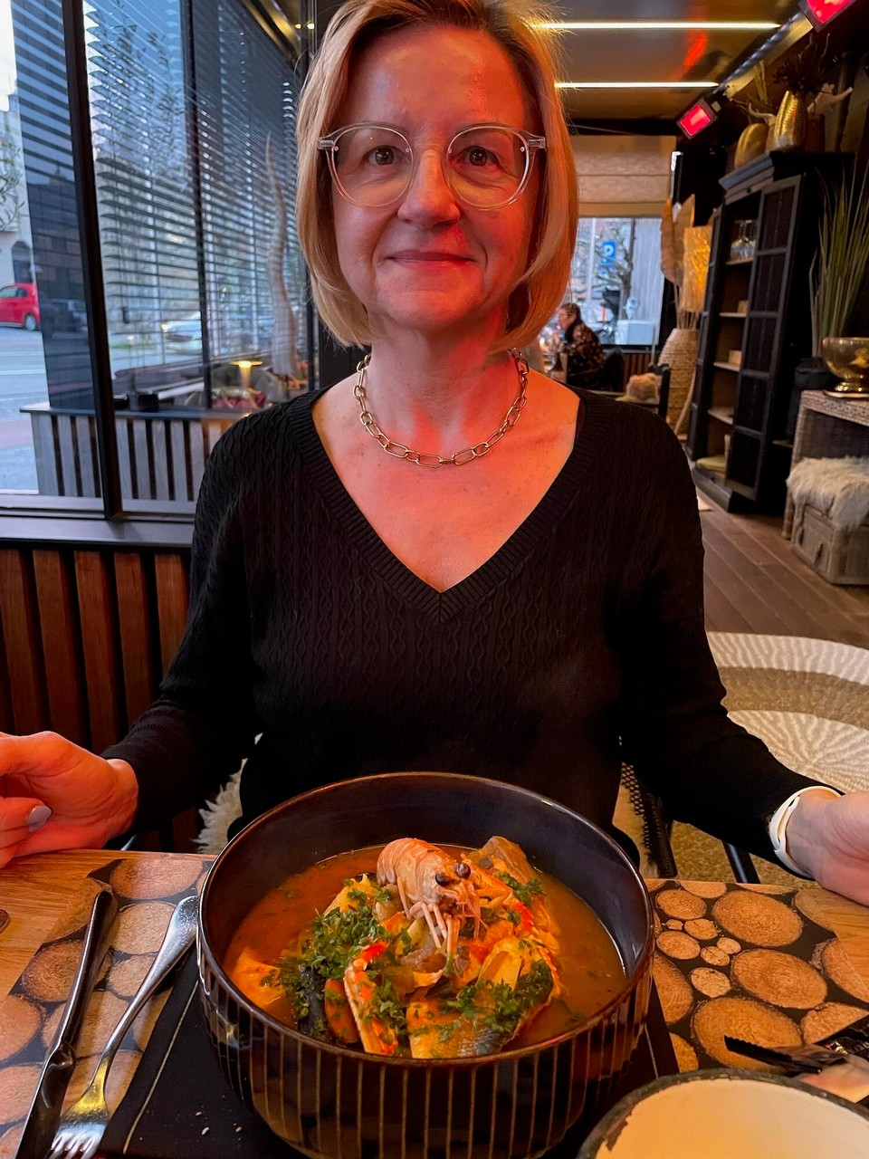 Belgien - Middelkerke - Es war die beste Entscheidung ever. Thorsten bestellte ein Steak und ich die Bouillabaisse. Es war die beste Fischsuppe, die ich je gegessen habe