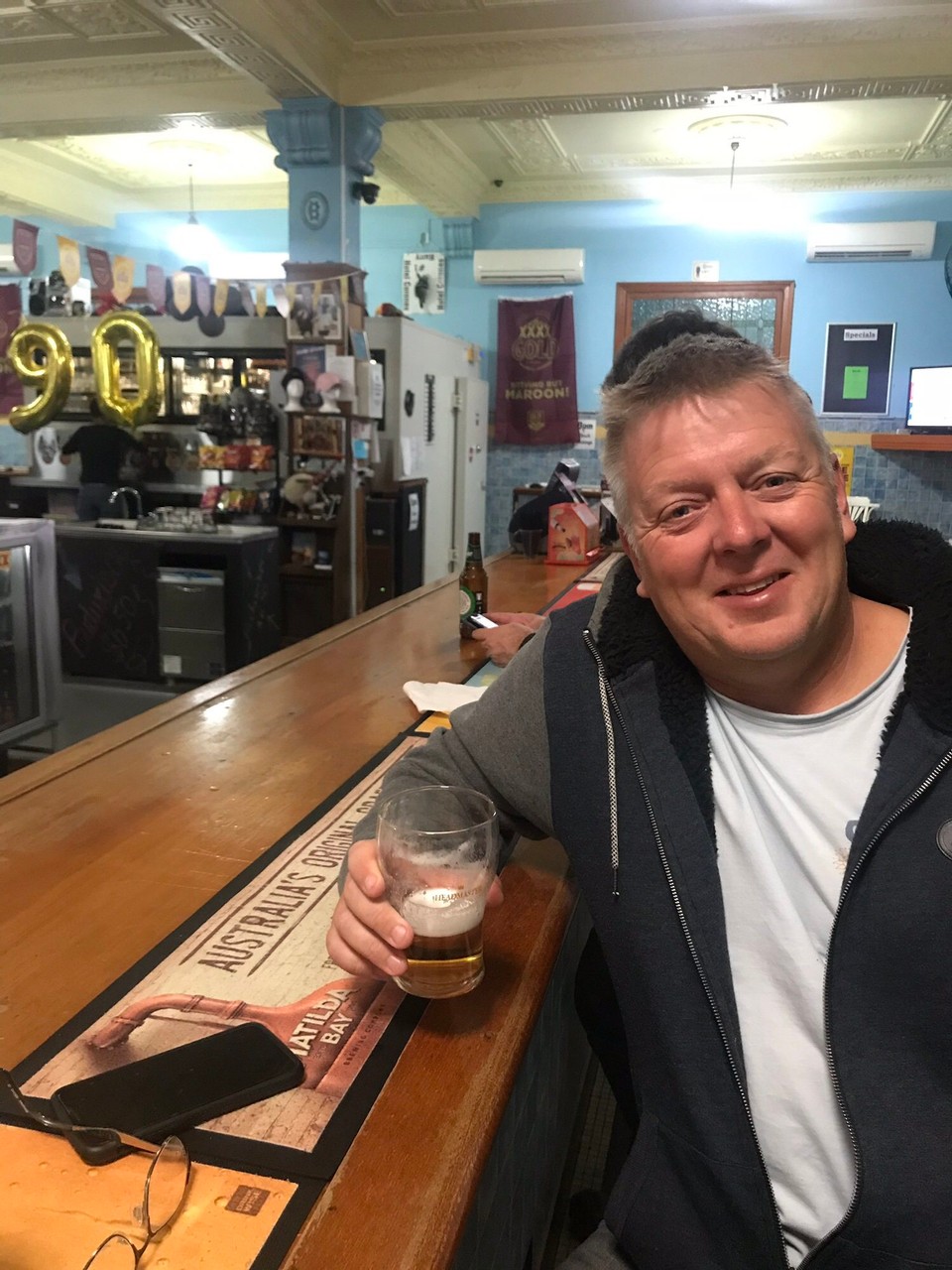 Australia - Charleville - Corones “long” bar