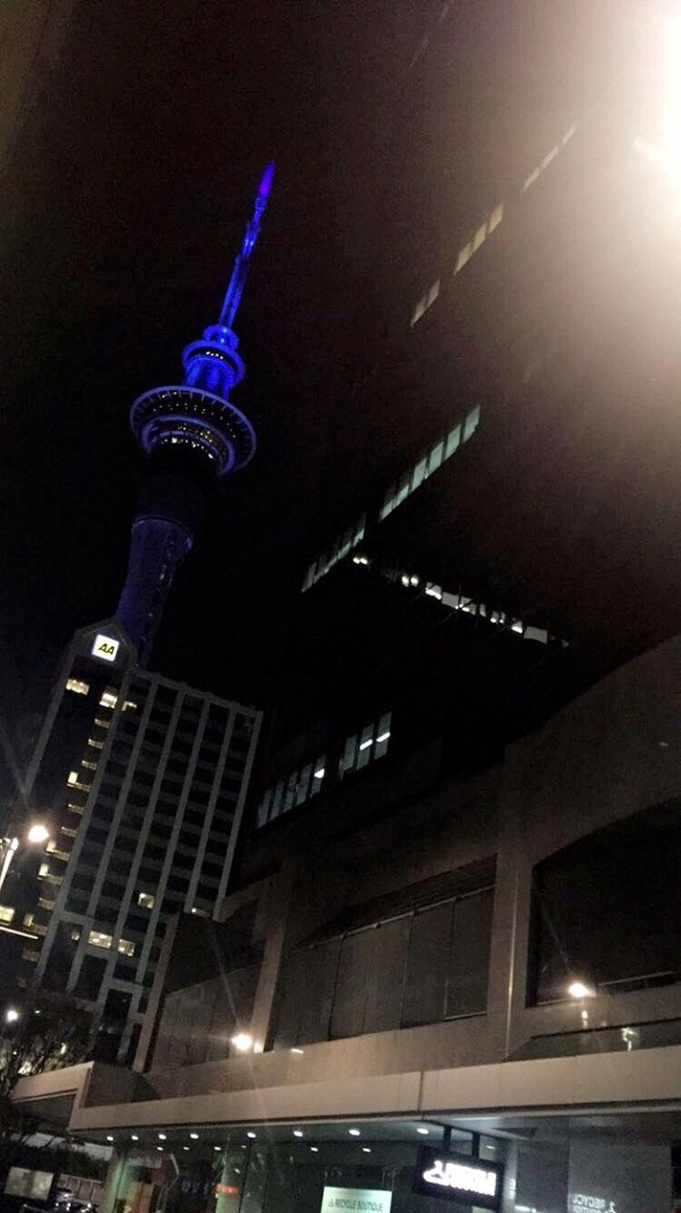 Neuseeland - Auckland - Sky Tower at night 🌙
