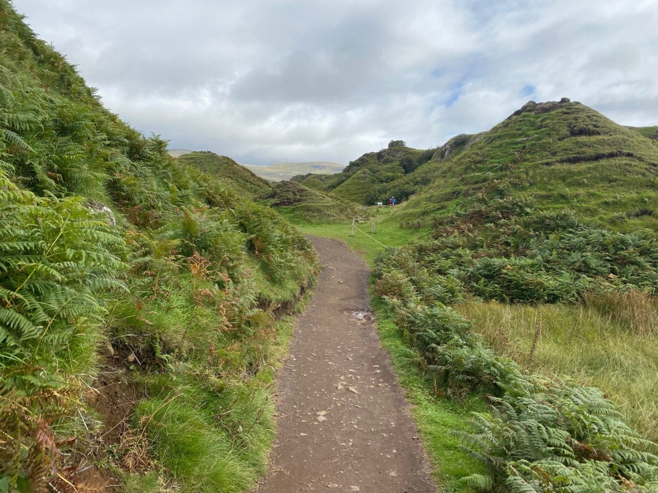 Vereinigtes Königreich - Skye - ...auf zu den Fairyglens 