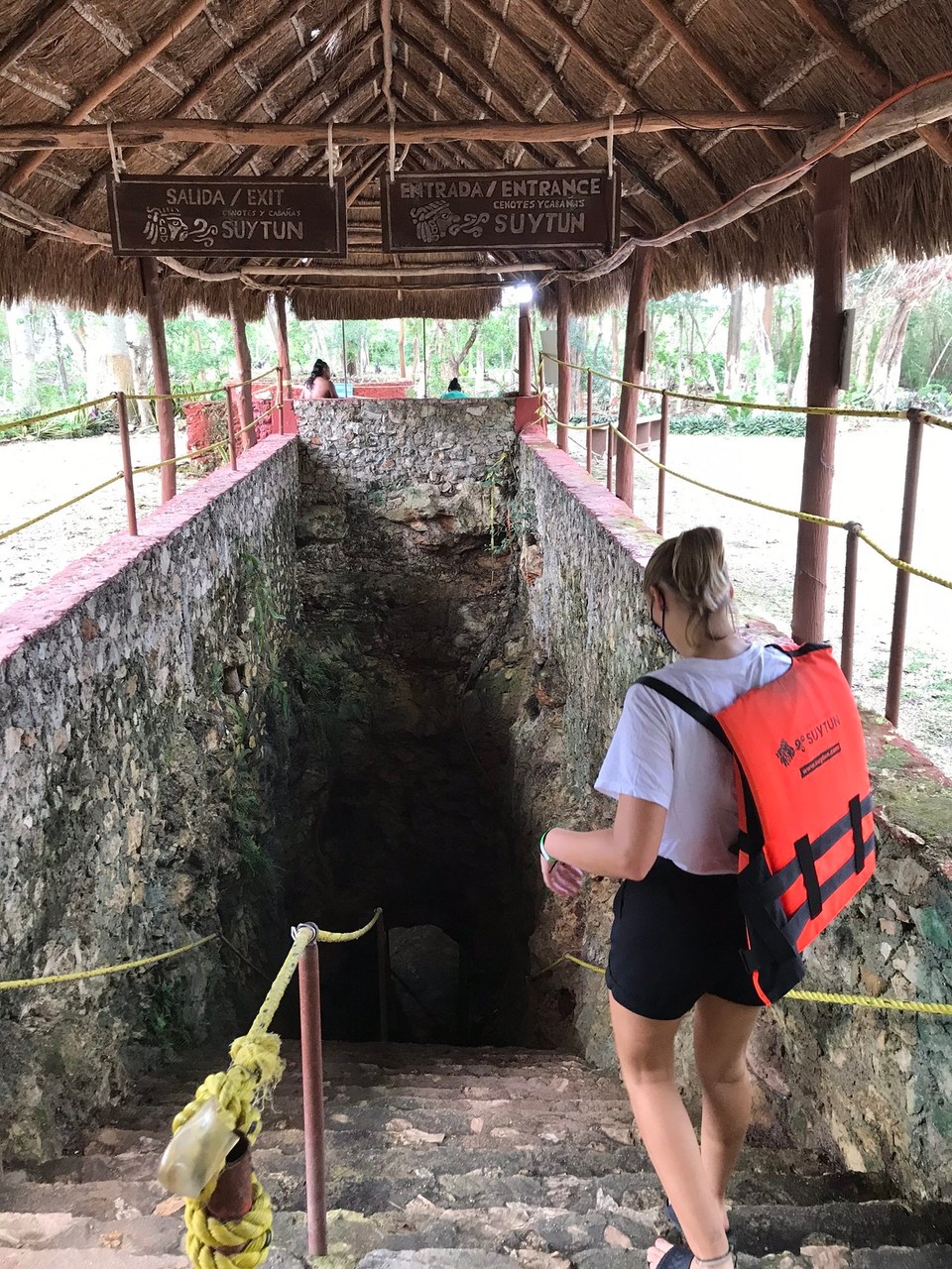 Mexiko - Playa del Carmen - Eingang zur Cenote
