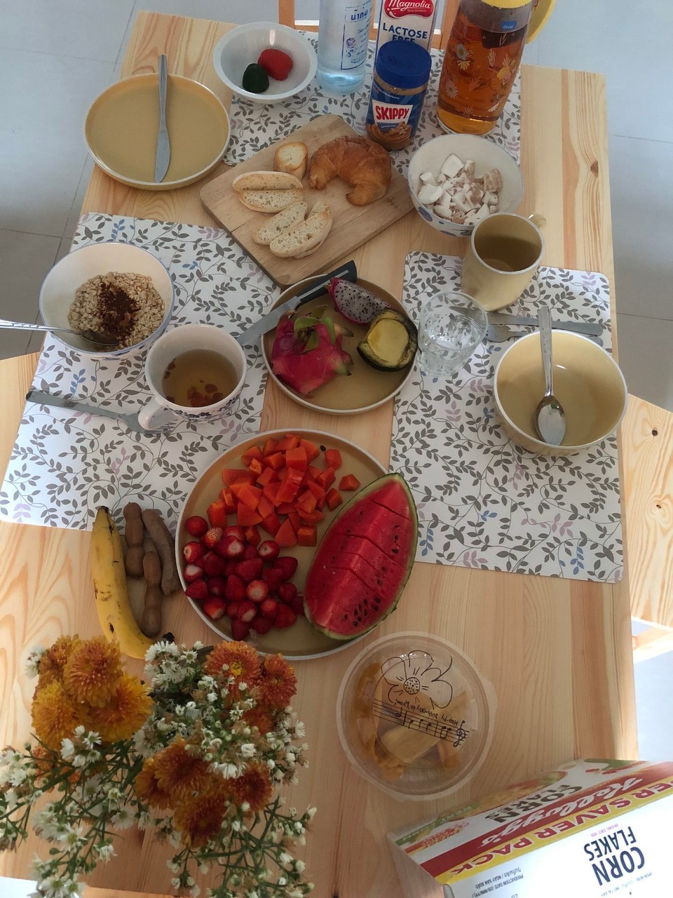 Thailand - Chiang Mai - Das erste Frühstück mit Fabi 🥥🍉