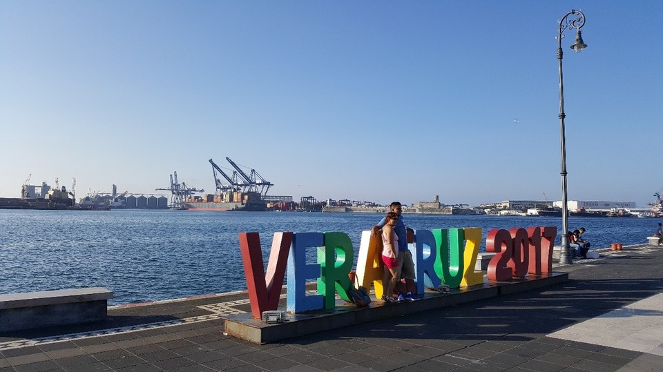 Mexiko - Veracruz - Fast die Kulisse von Hamburg. 