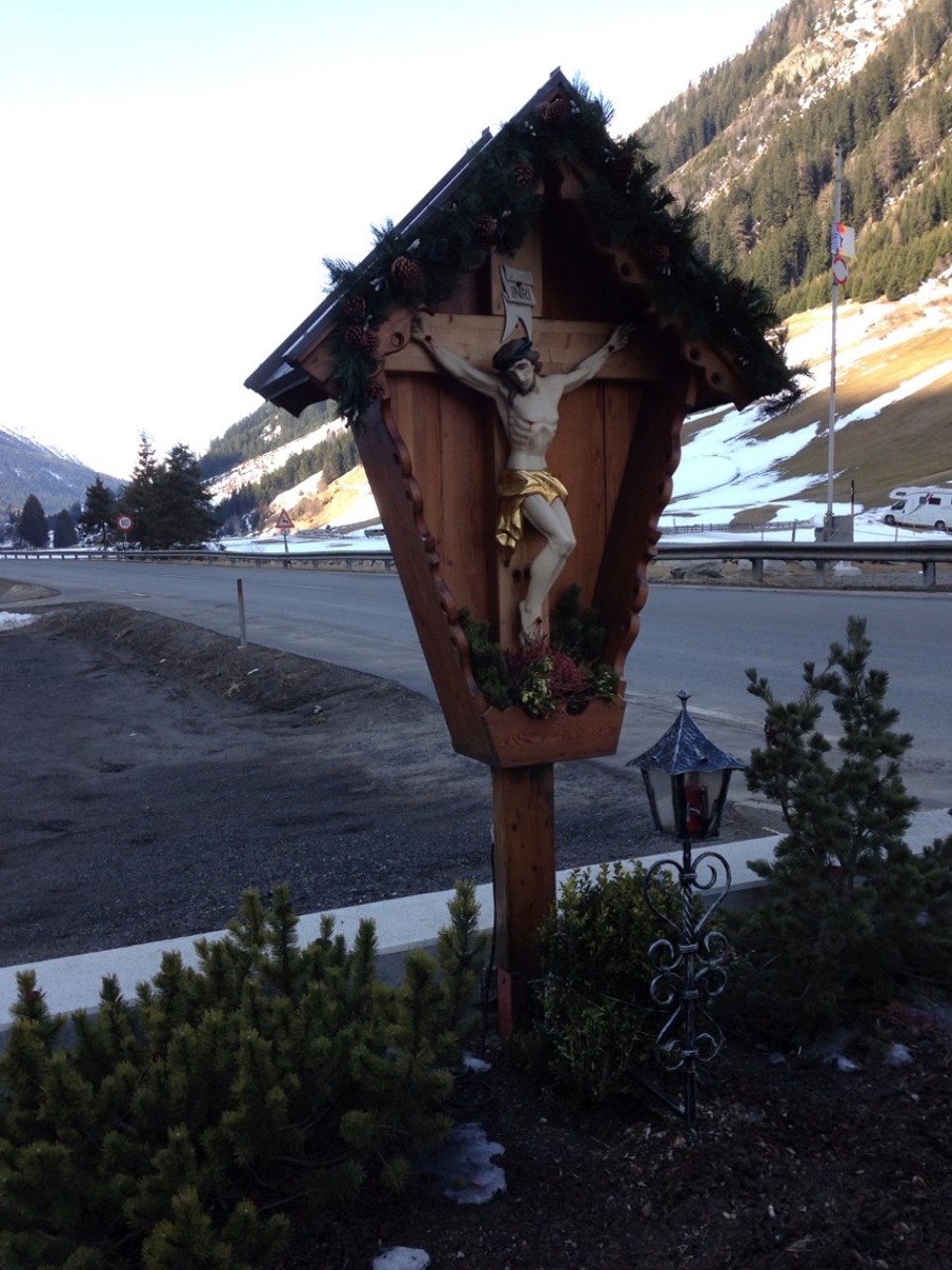 Österreich - Ischgl - Kruzifixe  all over Austria
