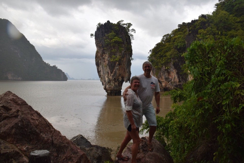 Thailand - Amphoe Takua Thung - Wir verlassen das Filmset bevor die Paparazzi kommen
