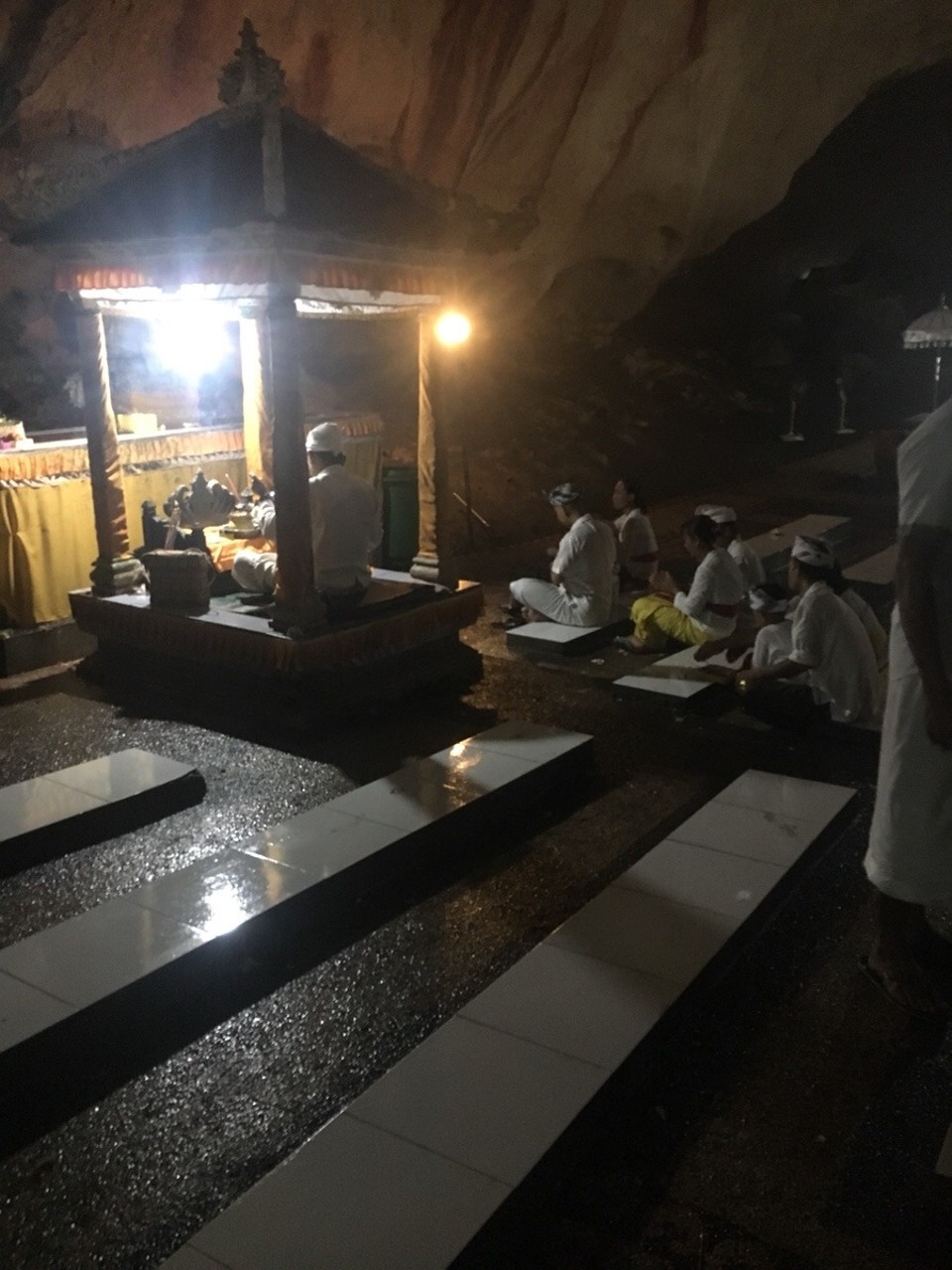 Indonesien - Klungkung - Tempel in der Höhle 🇲🇨