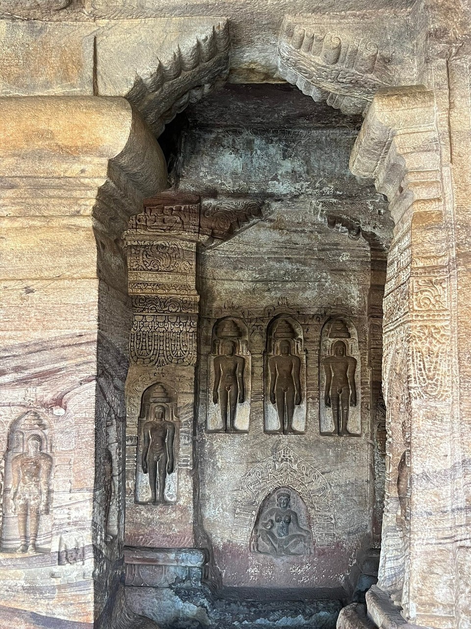 Indien - Badami - Badami:Höhlentempel