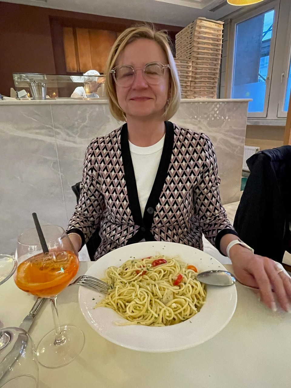 Luxemburg - Alzingen - Nudeln Aglio Olio… eine riesige Portion, so dass ich Mühe hatte alles aufzuessen. Leider konnte Thorsten mir nach seiner Pizza nicht weiterhelfen 