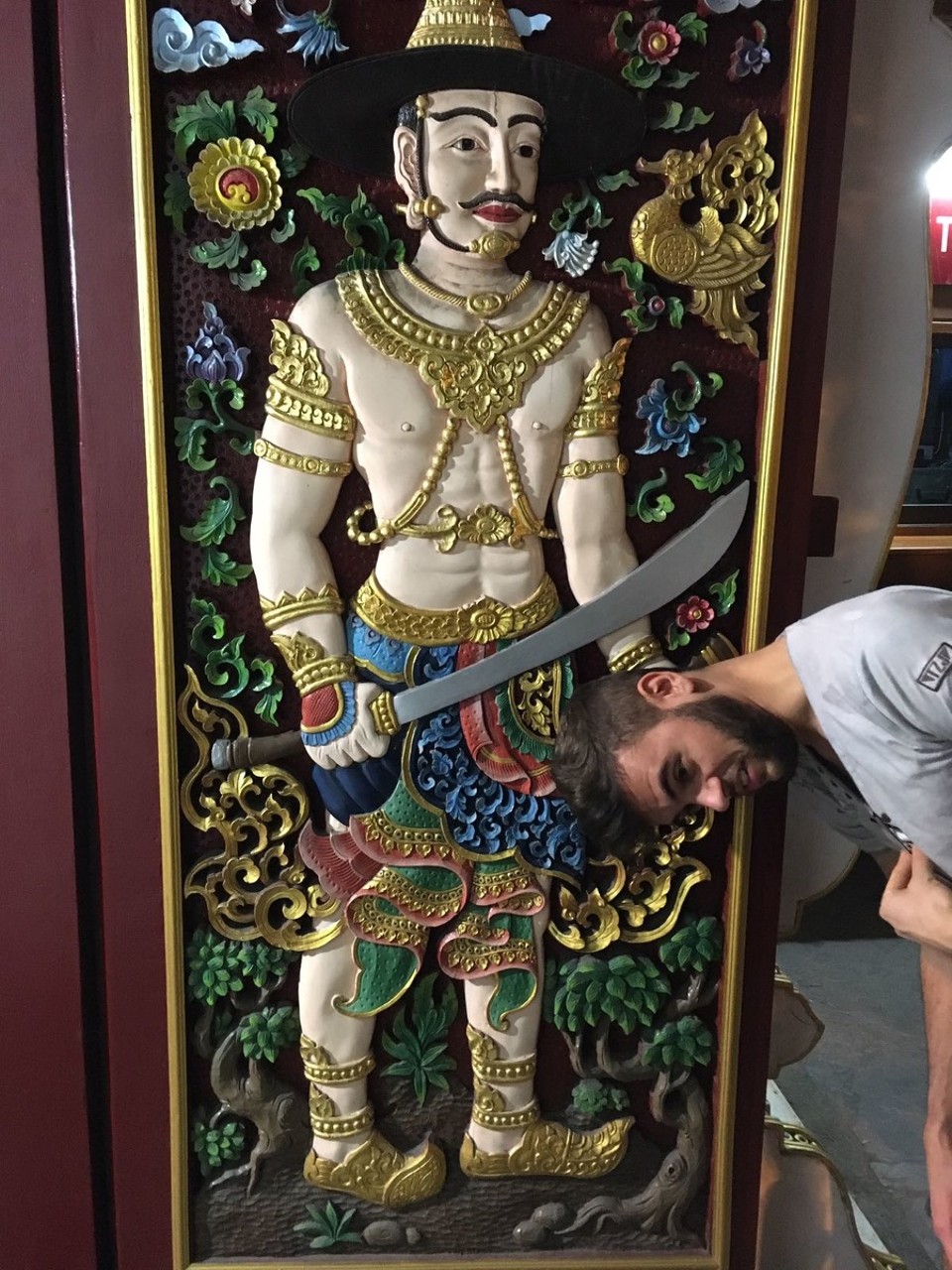 Thailand - Chiang Mai - Cut off the drunken head