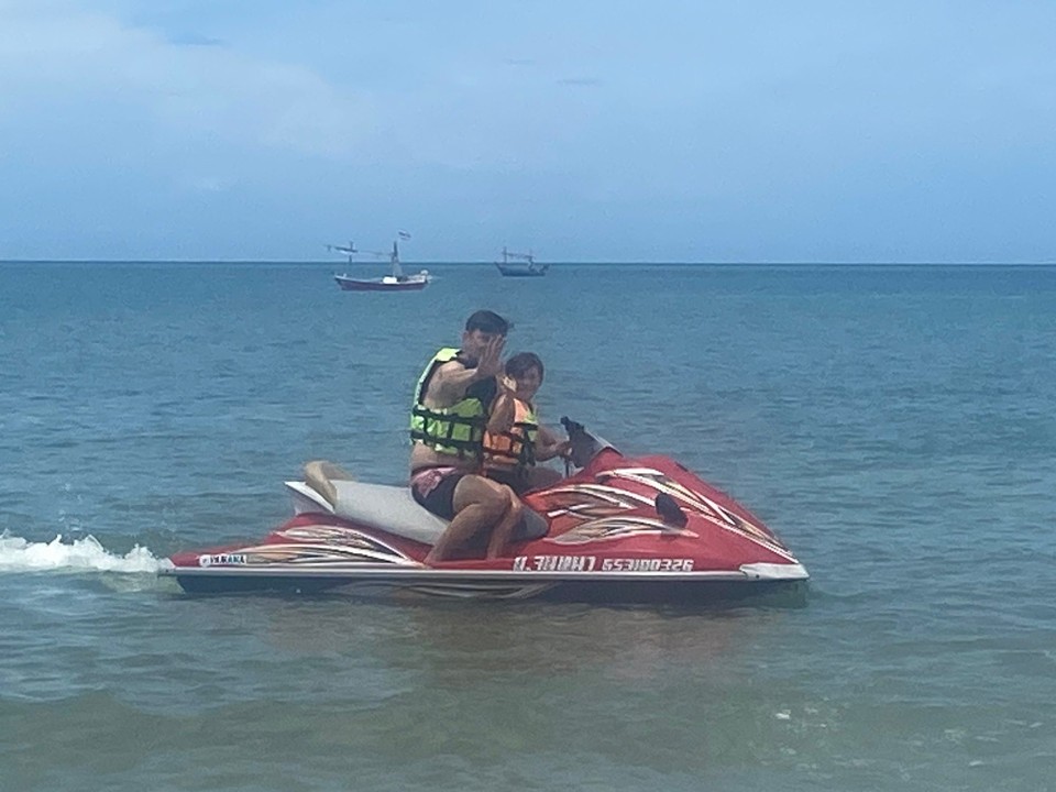 Thailand - Hua Hin - So ein Jungs-Ding. Jetski fahren. Die Jungs fanden es toll.