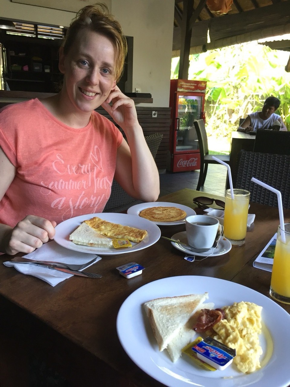 Indonesia - Gangga hotel - Breakfast with a jetlag