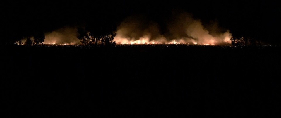  - Australia, Finley 2713 - Post harvest crop burning. 