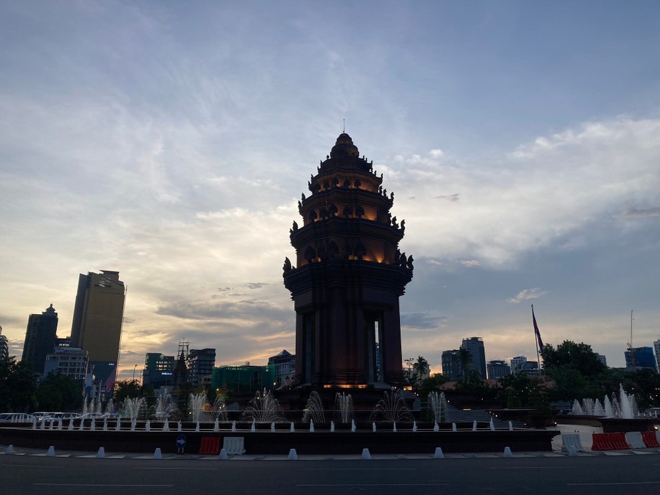 Kambodscha - Phnom Penh - Independence Monument