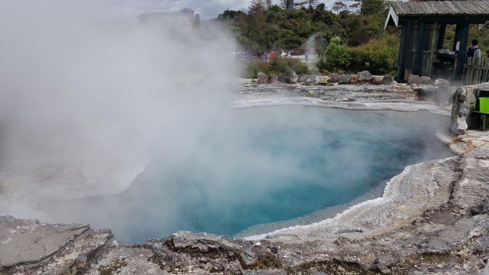 Neuseeland - Rotorua - Rauchendes Wasser.