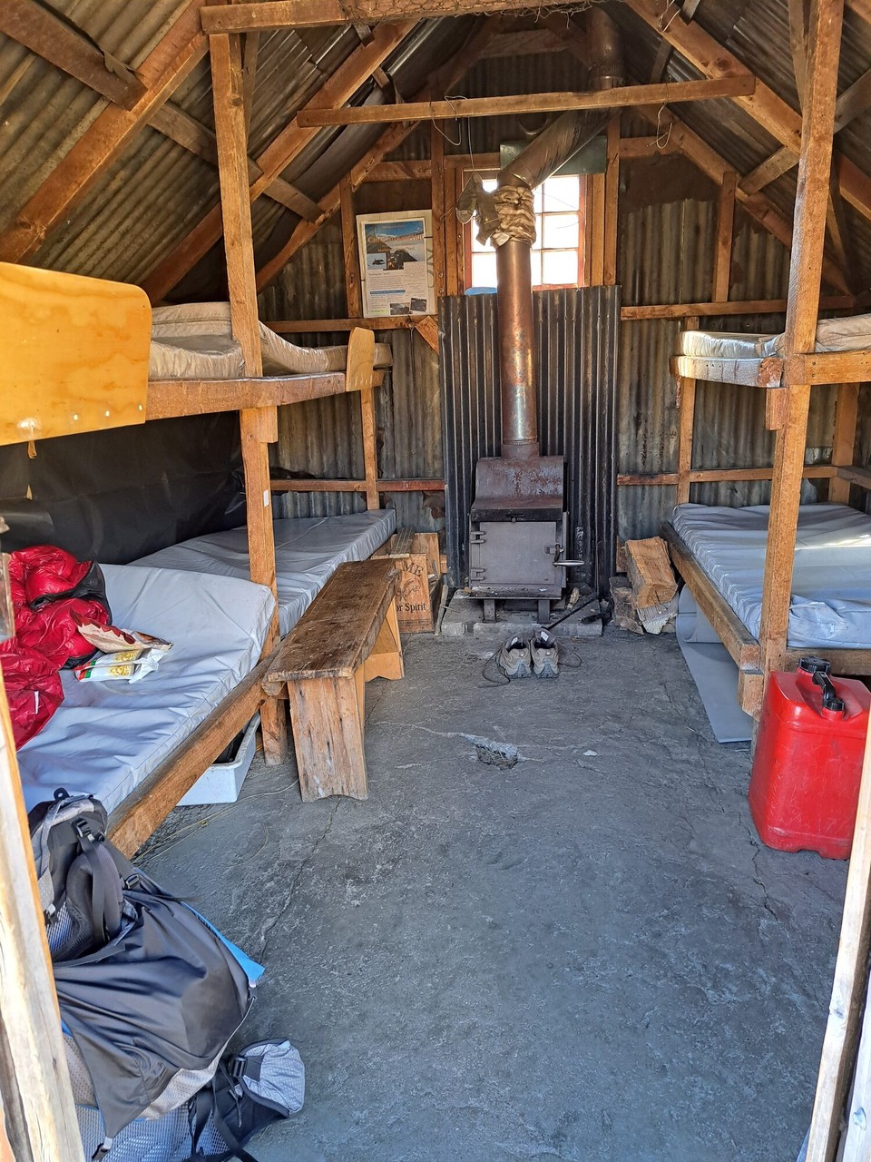 Neuseeland - Harihari - Camp Stream Hut 