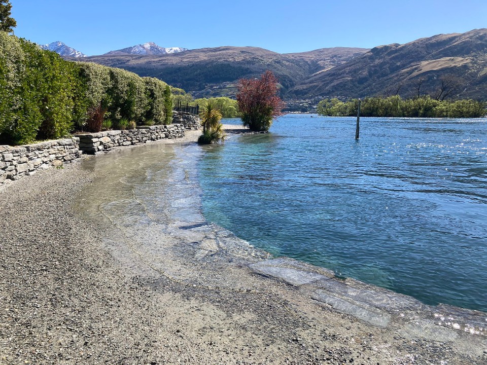 Neuseeland - Queenstown-Wakatipu Ward - Das Wasser hat sich einfach mal den Weg einverleibt 🙈