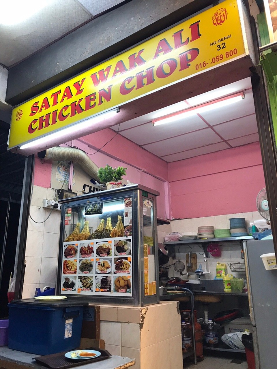 Malaysia - Georgetown - Satay at the food market 