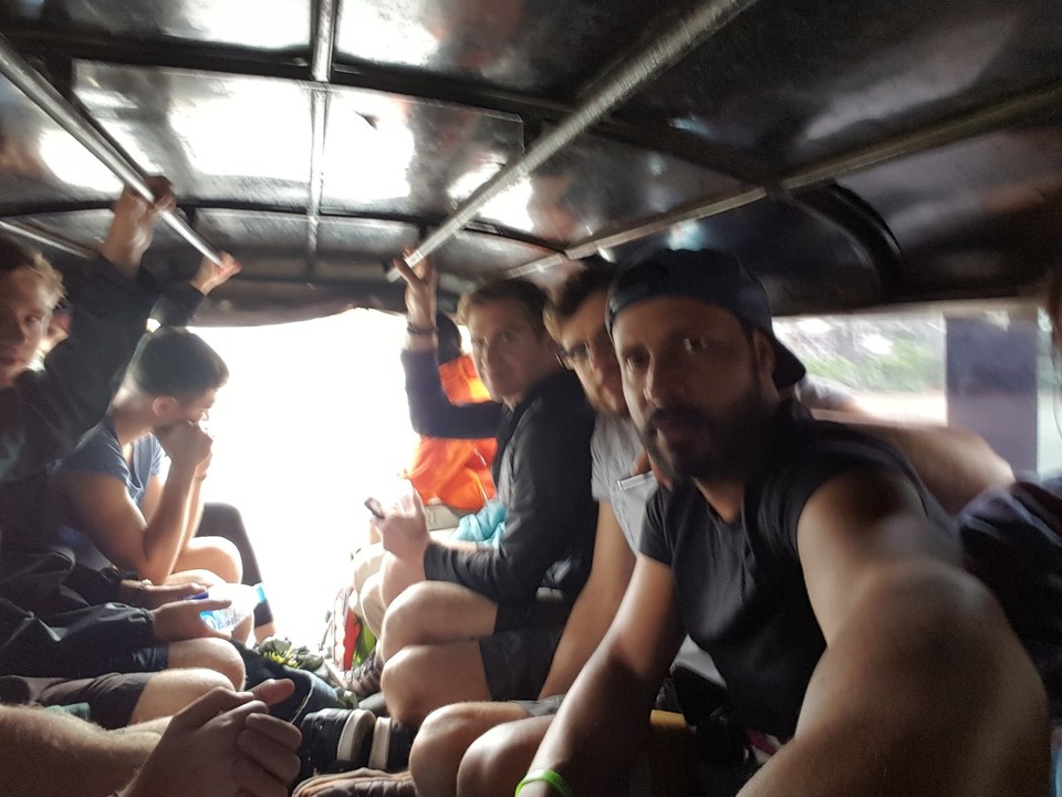 Thailand - Ban Luang - Von Chiang Mai aus starteten wir eine dreitägige Trekking Tour in den nahegelegenen Nationalpark