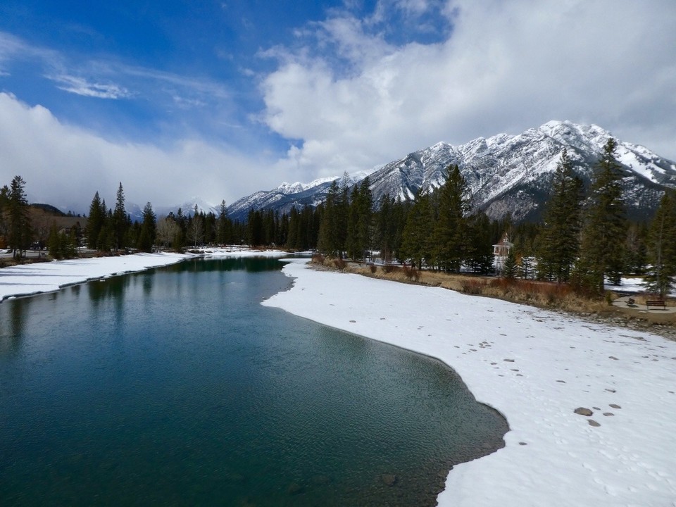 Canada - Banff - Bow River from the bridge