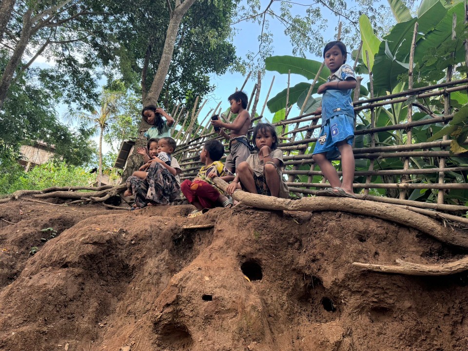 Laos - Nga - 