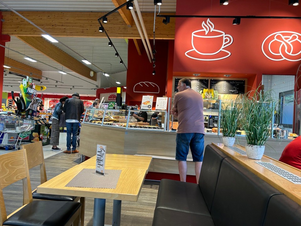 Niederlande - Venlo - Unser letztes „Gollatschen-Frühstück „ in diesem Urlaub.