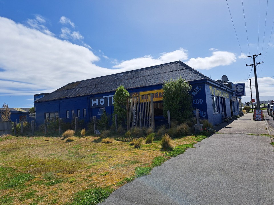 Neuseeland - Riverton - Unterkunft für heute im total runtergekommenen Hotel 👎