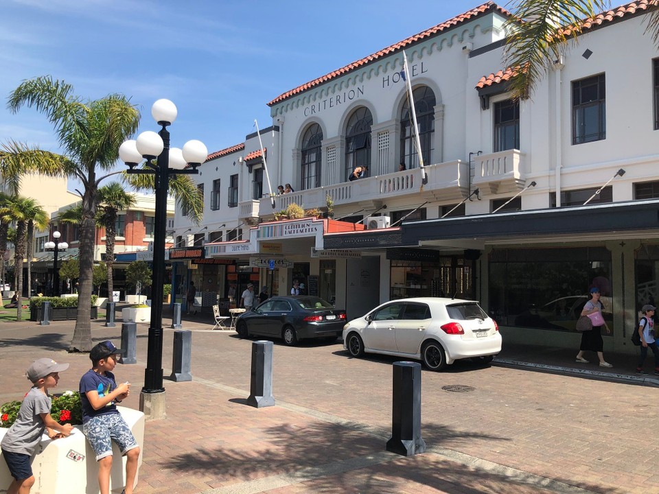 Neuseeland - Napier - Ehemals schickes Hotel, heute ein Backpacker