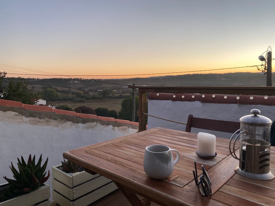 Portugal - Aljezur - Kurz vor Sonnenaufgang auf der Dachterasse 