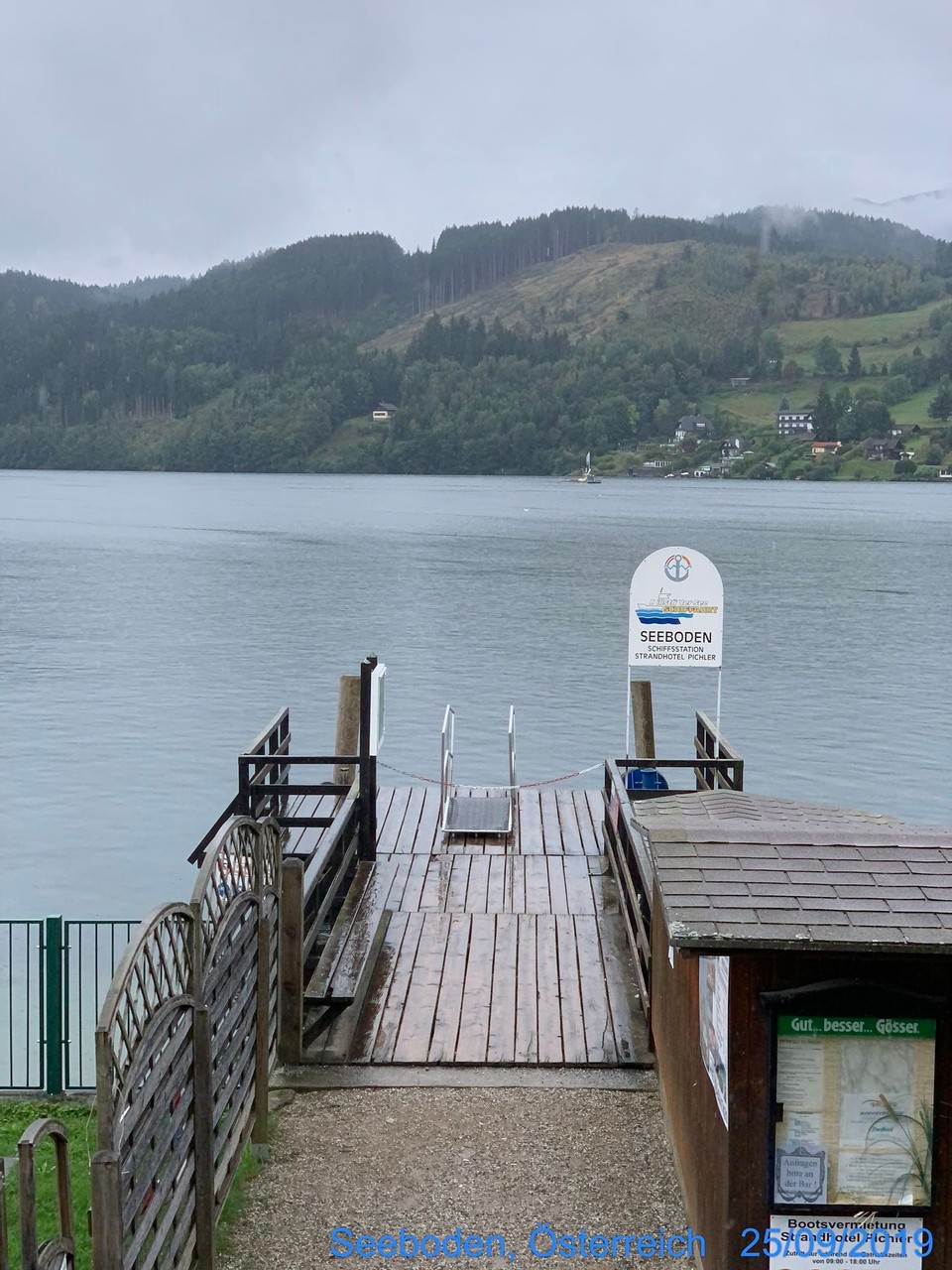 Österreich - Seeboden - Mein Steg. Die sind übrigens alle sehr versteckt. 