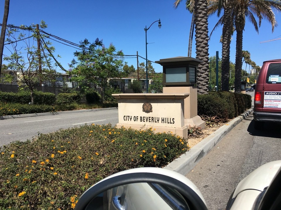 Vereinigte Staaten - Los Angeles - Oh hier bin ich dann auch noch durchgefahren - die Gegend hat sich aber so angefühlt als wäre ich hier nicht daheim 