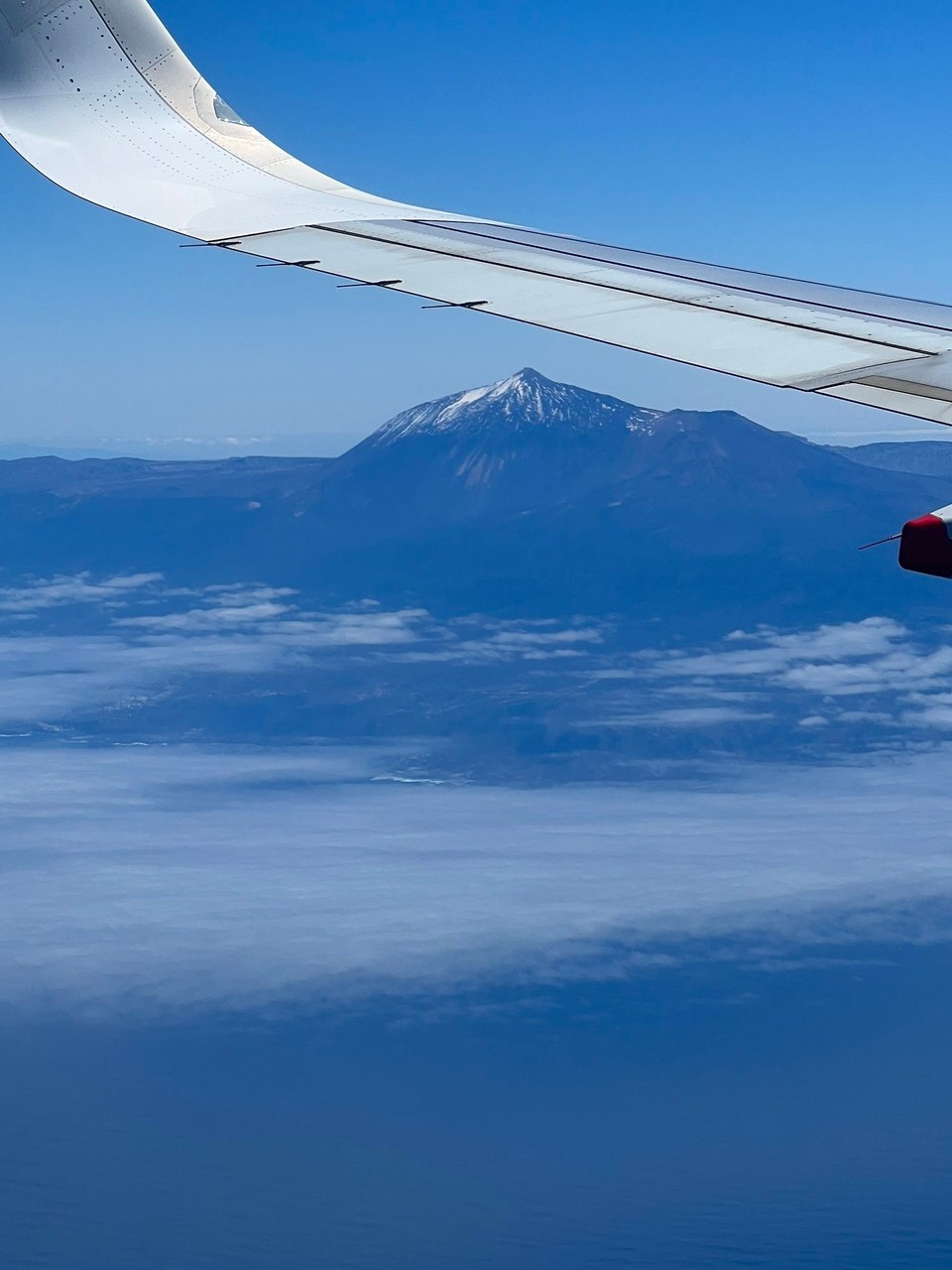 Spanien - Granadilla de Abona - Im Anflug ist der Teide sehr schön zu sehen