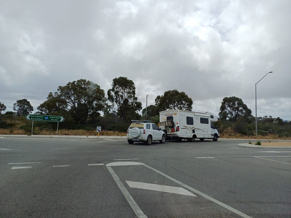 Australien - Redcliffe - Das himr au no öpa gsia, schuno luschtig z Auto eifach aghängt.