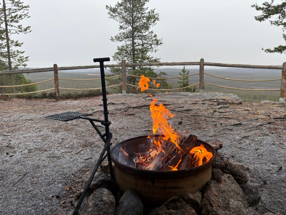 Schweden - Kiruna - Brennt super 