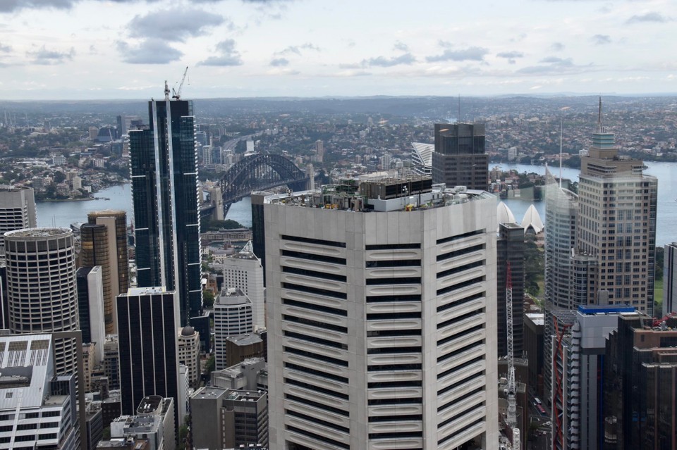 Australien - Elizabeth Bay - Der Hochhaus-Bau-Wahnsinn versperrt schon den Blick auf die Oper, aber die Brücke ist noch zu sehen.