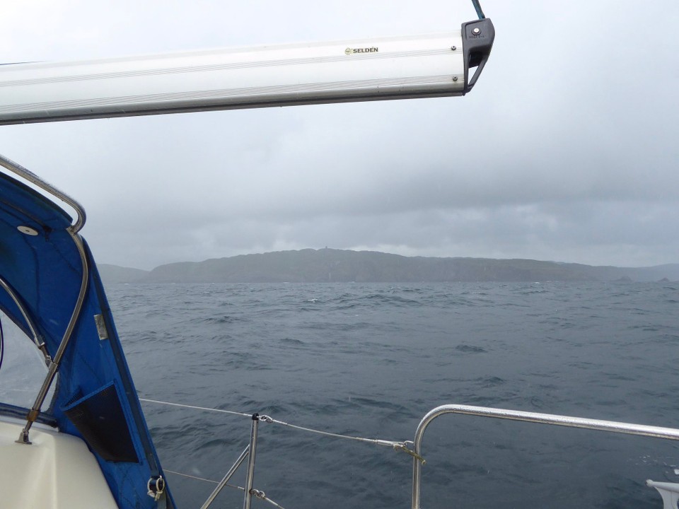 Ireland - Baltimore - Fortunately Kevin spotted white waves on the horizon and black clouds heading our way, so we were able drop sail before a squall hit us.