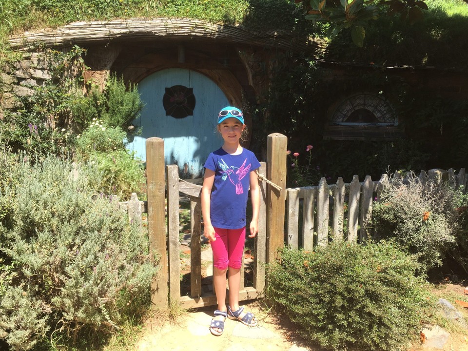 Neuseeland - Matamata - Die Hobbit Hütten sind so klein. 