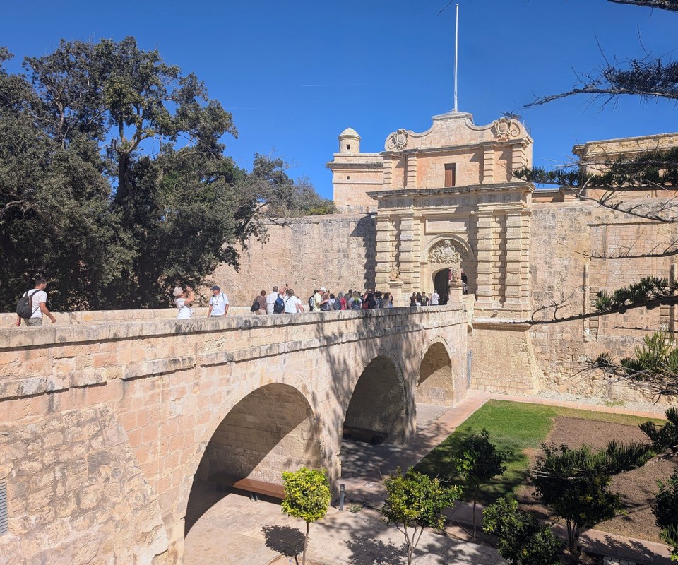 Malta - Mdina - Das Stadttor von Mdina dient als Filmkulisse für viele Filme.