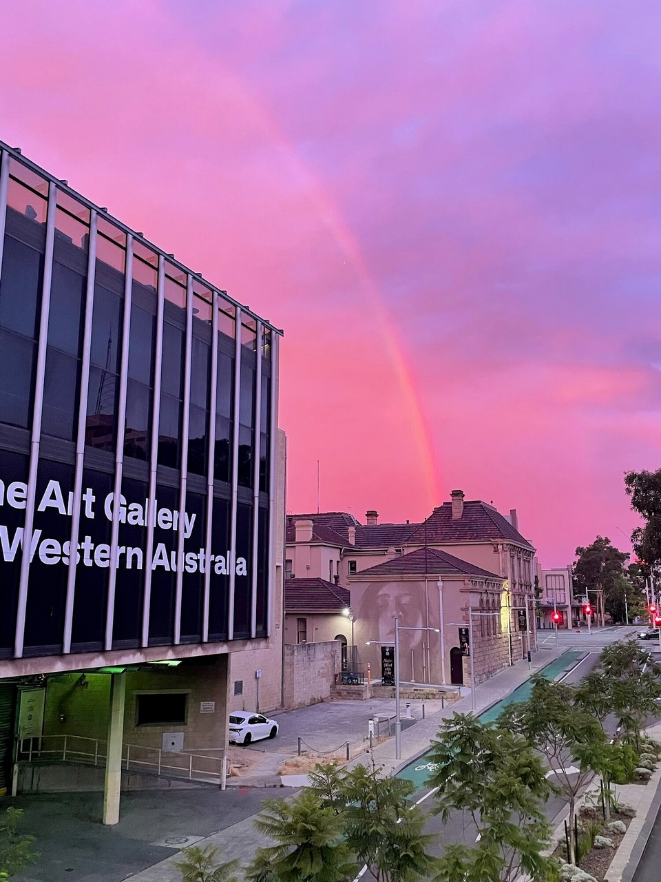 Australien - Perth - Abends wurden wir dann von einer schönen Regenbogen-Sonnenuntergang-Kombi überrascht.