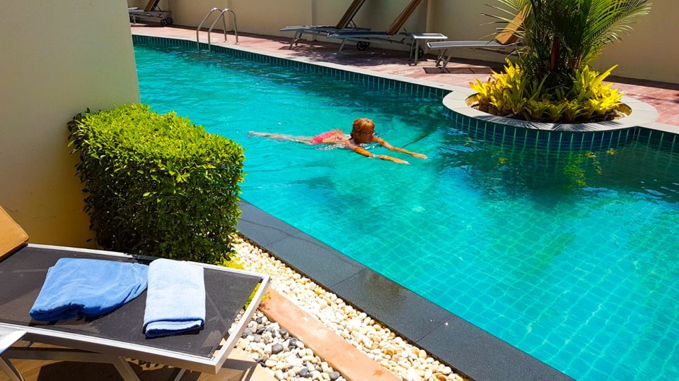 Thailand - Phuket - Wir sind jetzt so zusagen Luxusflüchtlinge