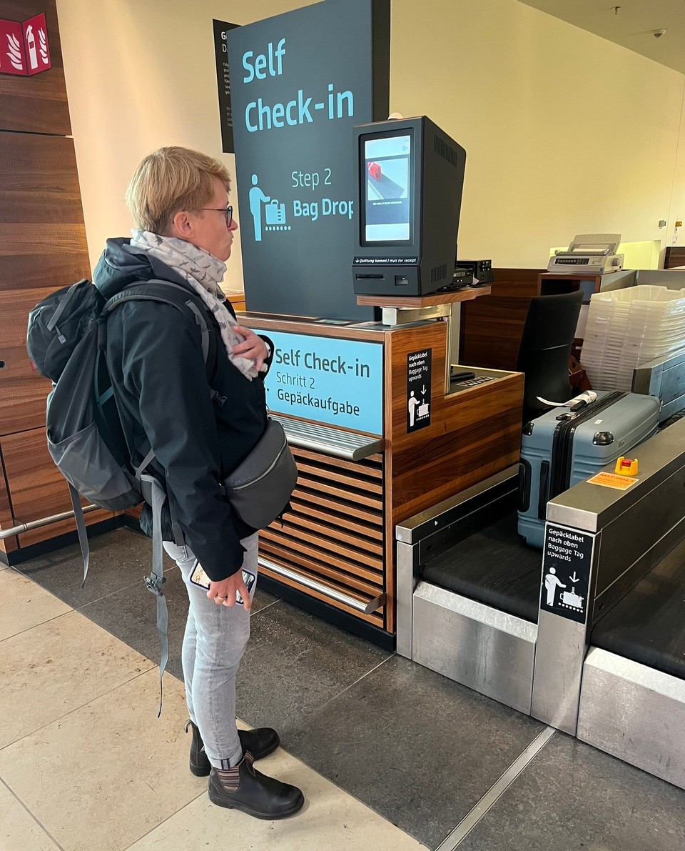 Deutschland - Schönefeld - Großartiger Prozess… einfach, schnell & unkompliziert! 