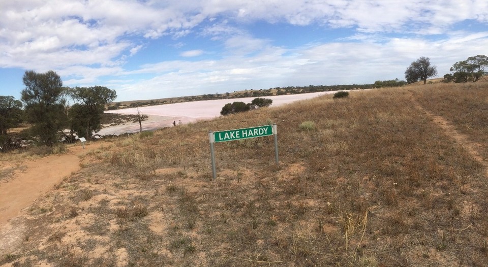 Australia - Murray-Sunset - Another Pink Lake.