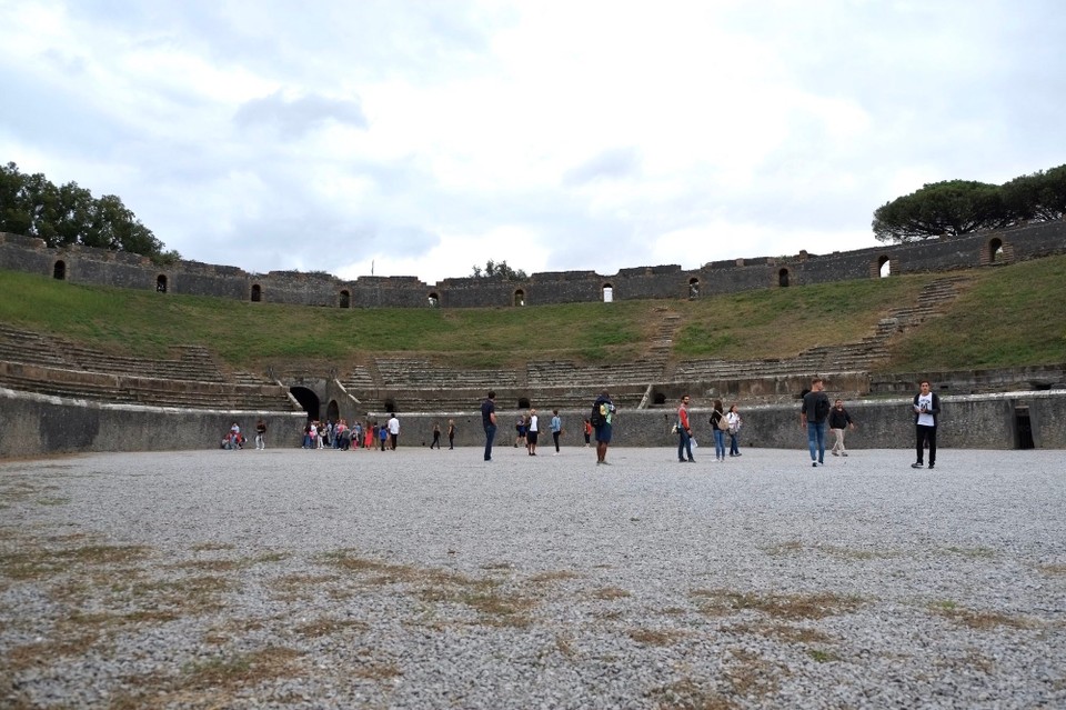 Italien - Pompei - Das Amphitheater. Eines der ersten seiner Art. 