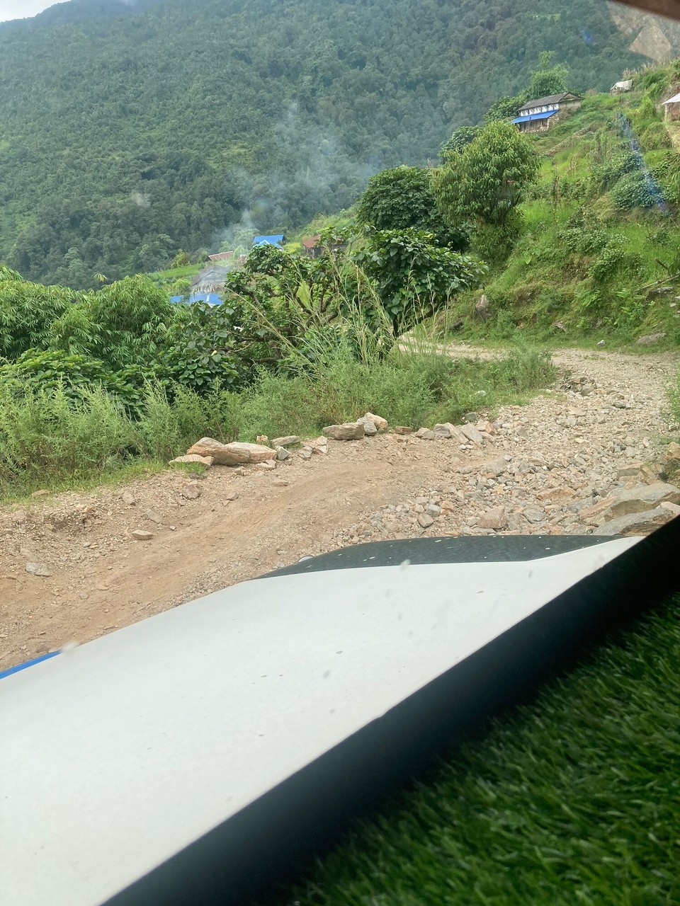 Nepal -  - Los geht’s 🫣 durch die Gegend rumpeln für die nächsten 70-80 Minuten