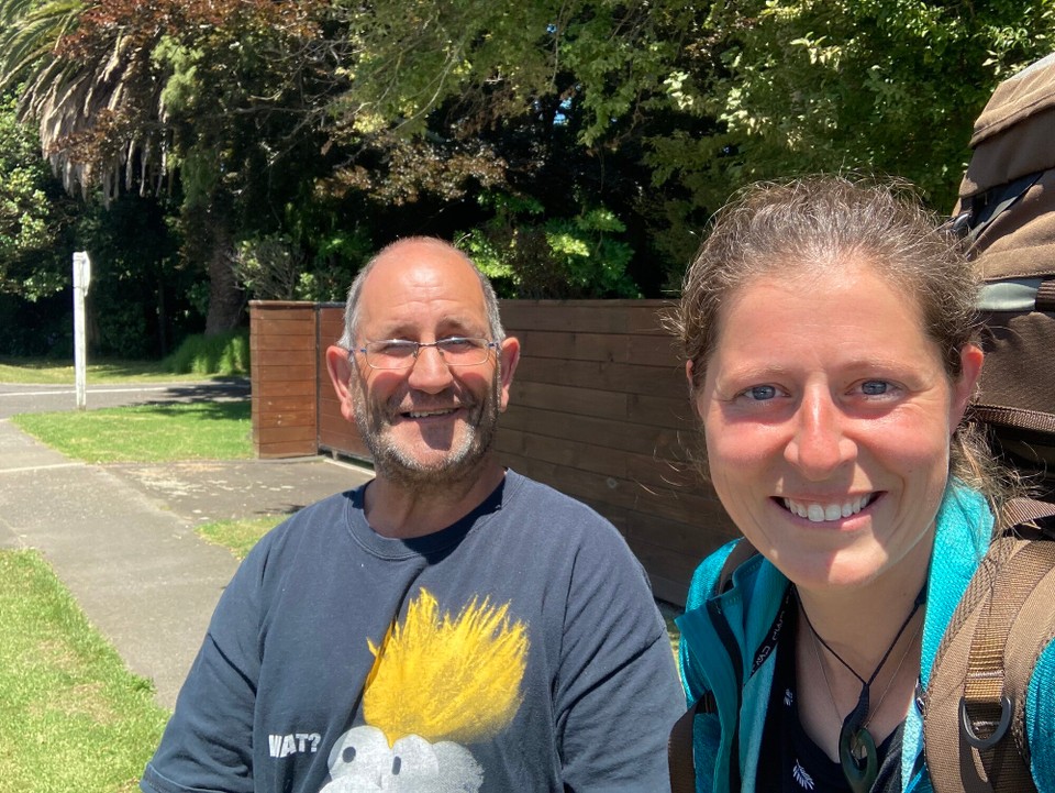 Neuseeland - New Plymouth - Tony hat mir während unserer gemeinsamen Autofahrt noch ein bisschen was von Whanagnui gezeigt 😅