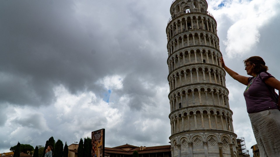 Italien - Pisa - Ich will doch noch mal versuchen ob ich den Turm nicht umgekippt kriege