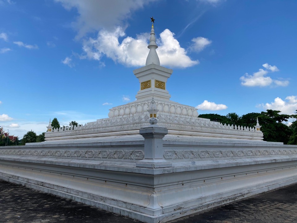 Laos - Vientiane - Revolution Monument