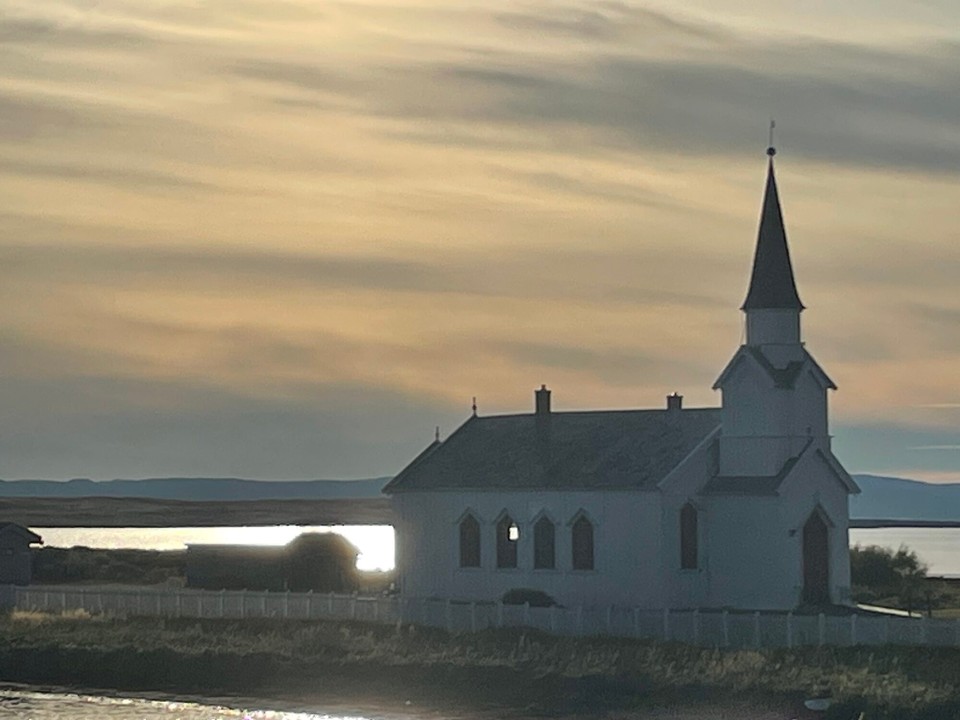 Norwegen - Vardø - Kirche von Nesseby die im 2. Weltkrieg nicht abgebrannt ist 