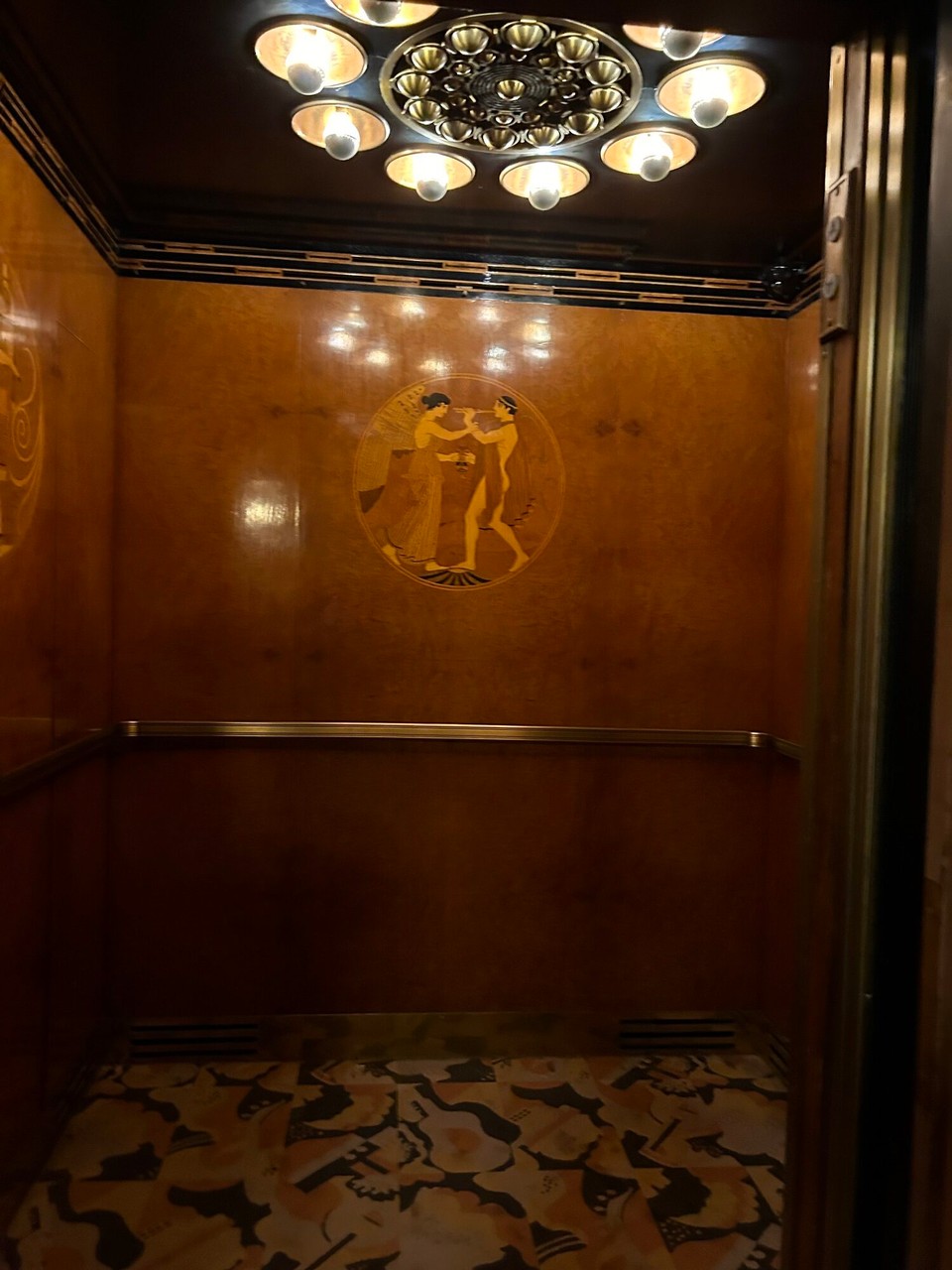 Vereinigte Staaten - New York - Fahrstuhl 